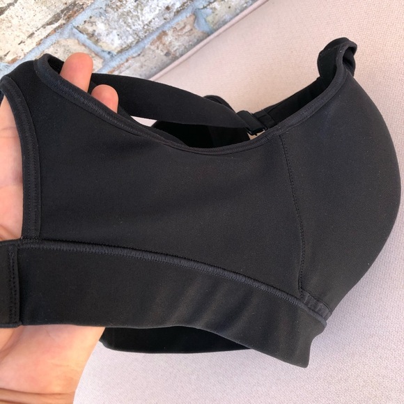 Under Armour Knit Lightly Padded Molded Cups High Impact Black Sport Bra 36DD - Picture 3 of 14